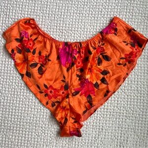 Victoria's Secret Orange Lounge Shorts Sz M